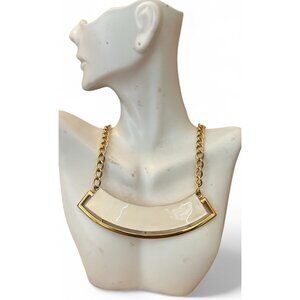 Monet Cream Gold Tone Chain Link Curved Crescent Necklace Bib Collar Vintage